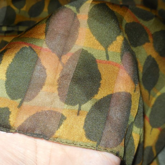 1980s Vintage Scarf Long Chiffon lightweight leaf print tan brown classic retro - Picture 7 of 8